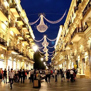 https://salam-khagani-hotel.aboutbakuhotels.com
